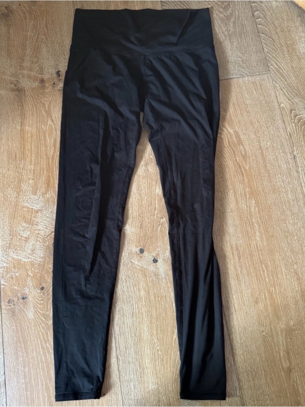 Teeki size medium black leggings